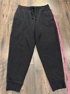 Old Navy Men’s Medium Black Drawstring Joggers